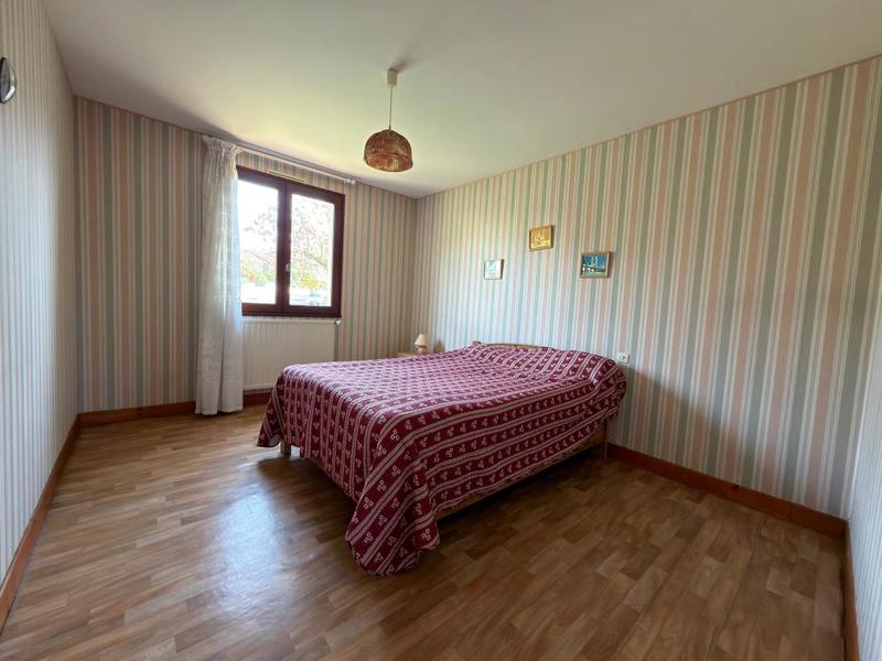 Maison - 104 m² - 5 pièces