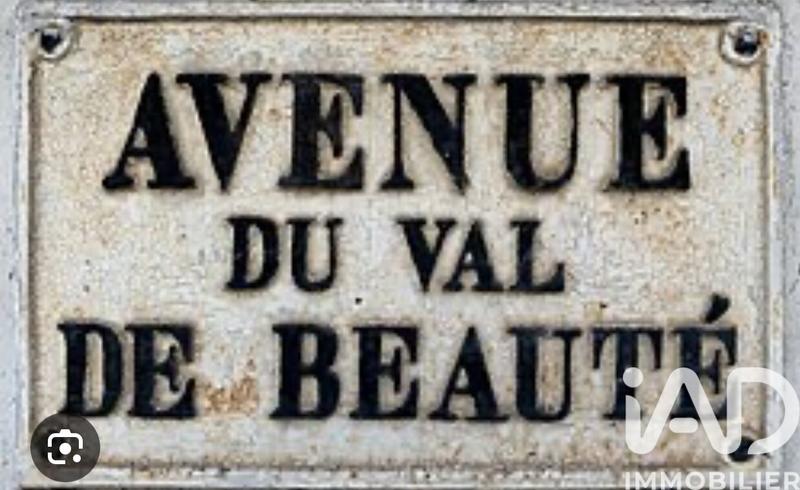 Maison - 265 m² - 6 pièces