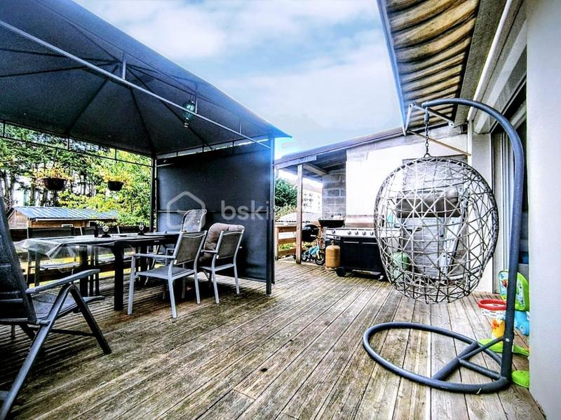 Maison - 145 m² - 5 pièces