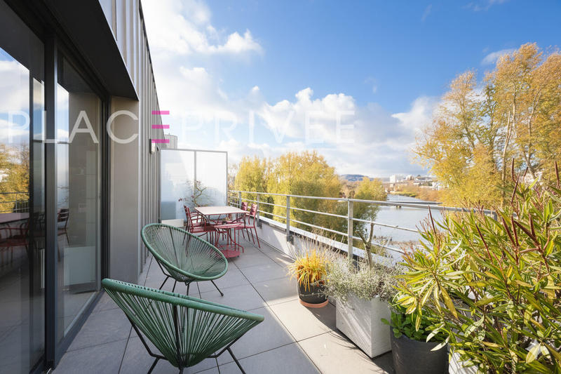 Appartement - 106 m² - 5 pièces