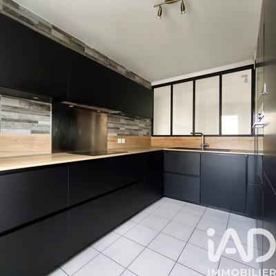 Duplex - 113 m² - 5 pièces