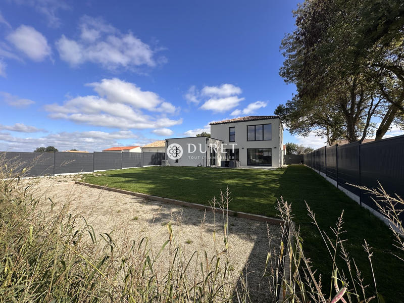 Maison contemporaine - 145 m² - 5 pièces