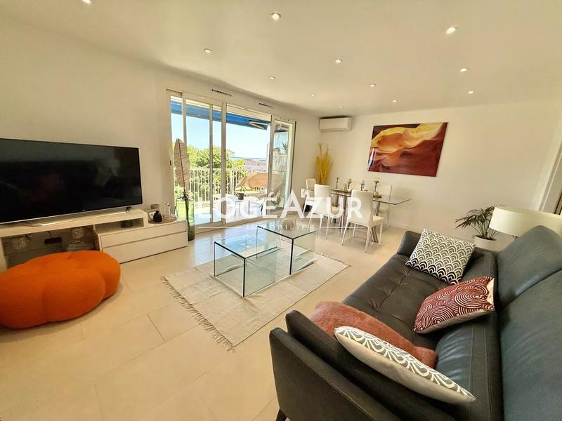 Appartement - 82 m² - 4 pièces