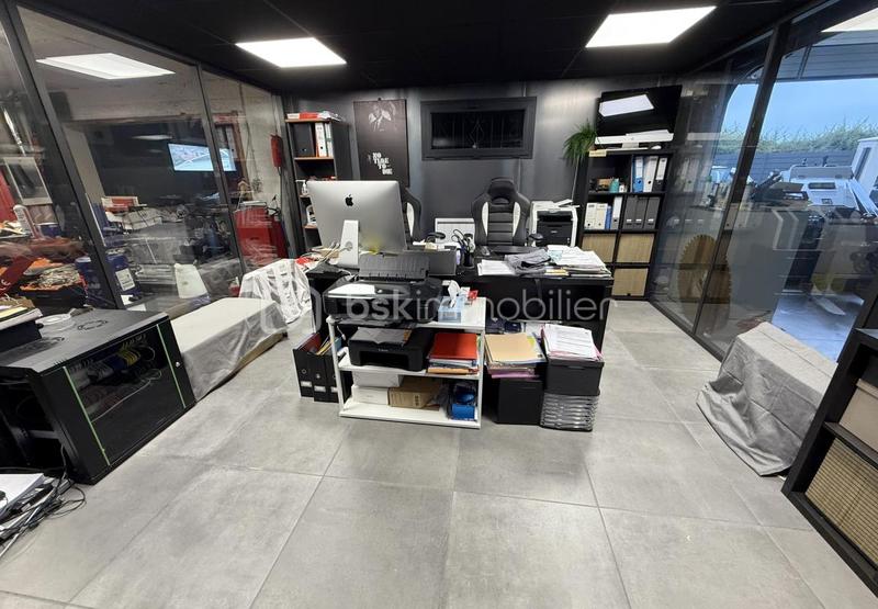 Maison - 180 m² - 6 pièces