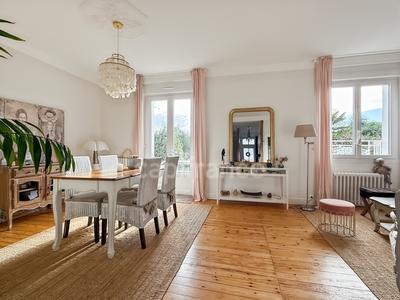 Maison - 125 m² - 6 pièces