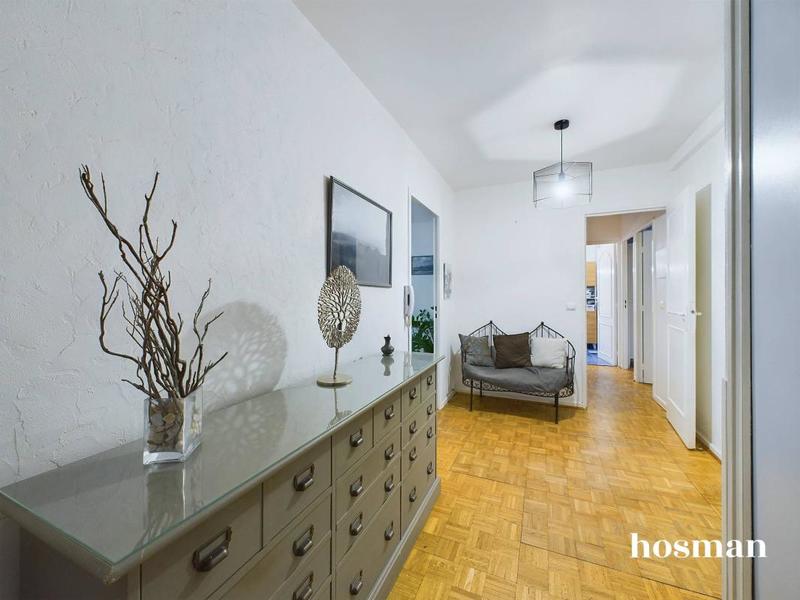 Appartement - 79 m² - 4 pièces