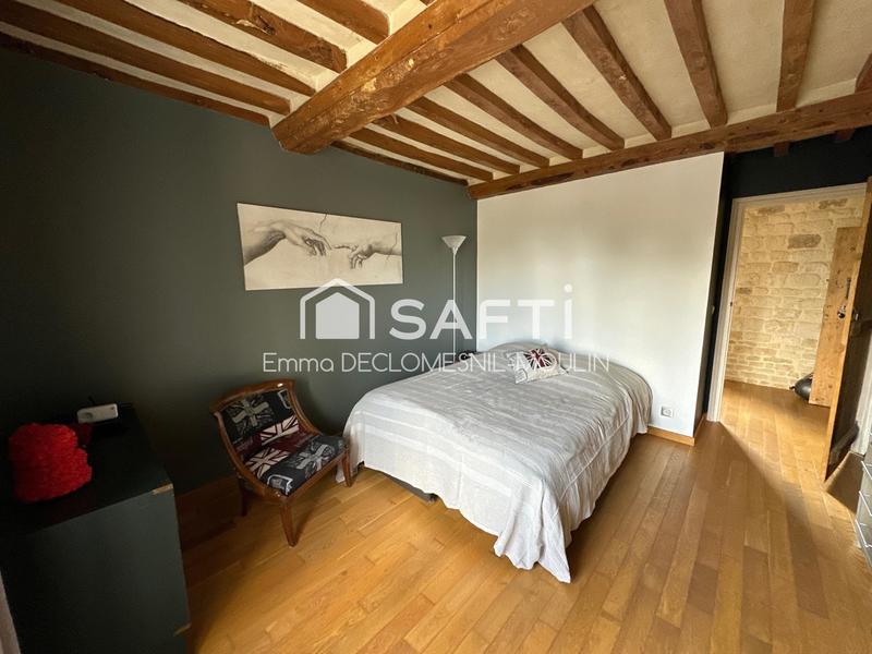 Maison - 360 m² - 10 pièces