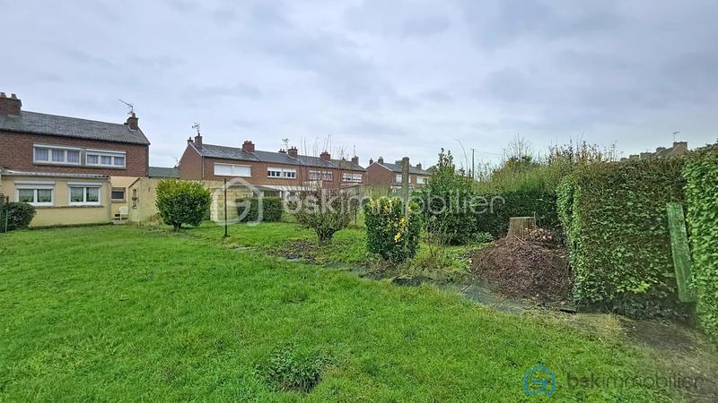 Maison traditionnelle - 100 m² - 6 pièces