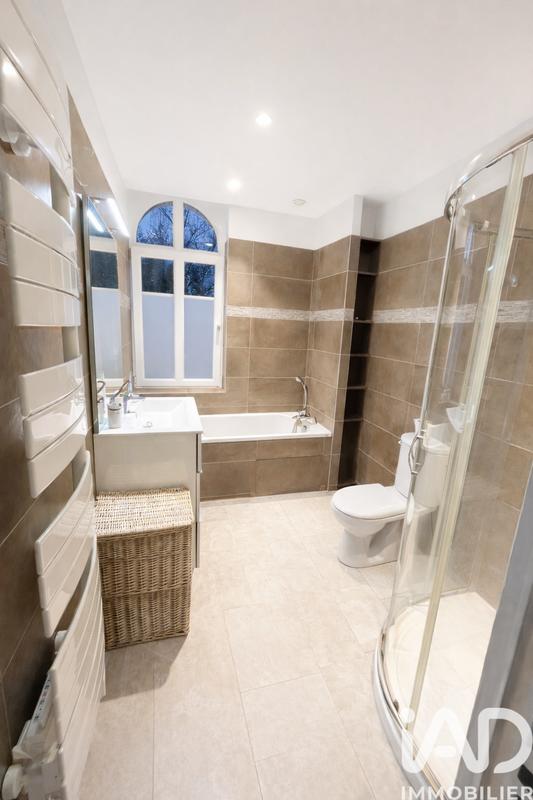 Maison de ville - 141 m² - 6 pièces