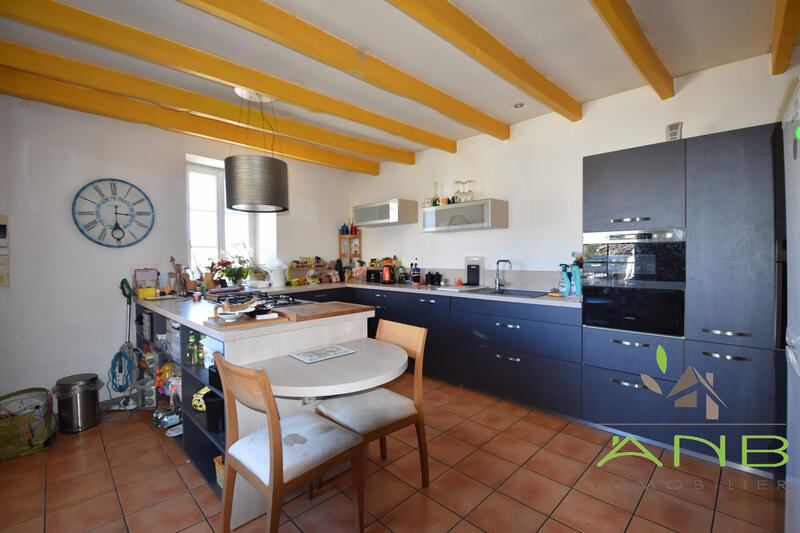 Maison - 145 m² - 5 pièces