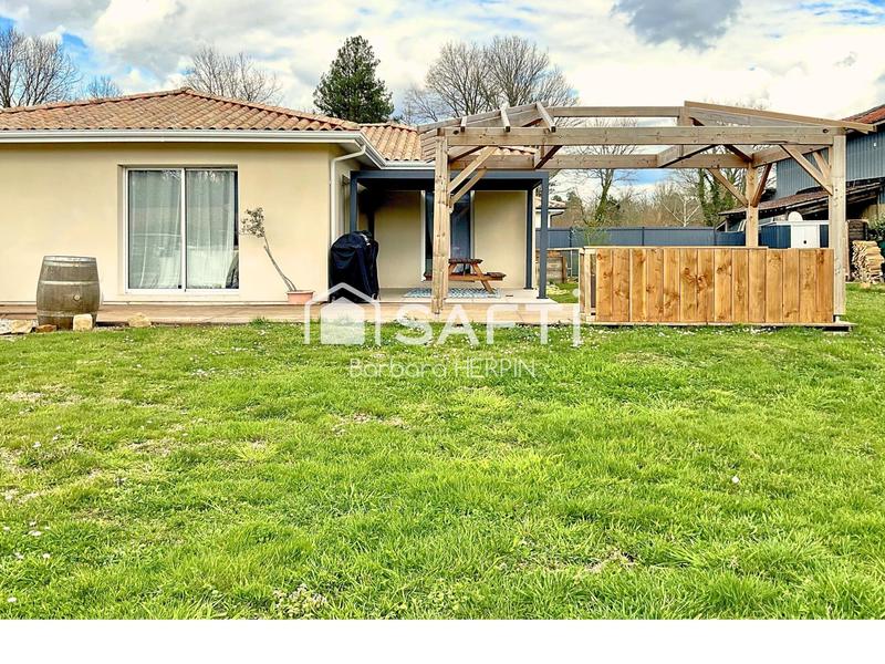 Maison - 90 m² - 4 pièces