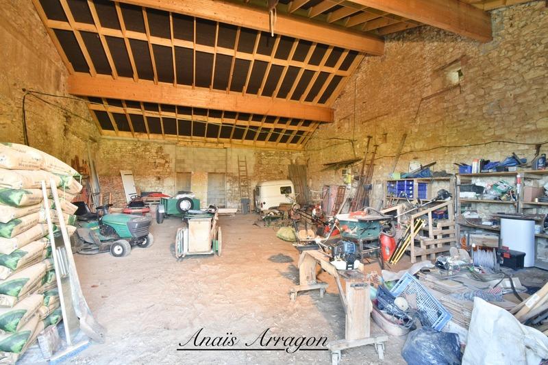 Maison en pierre - 158 m² - 6 pièces