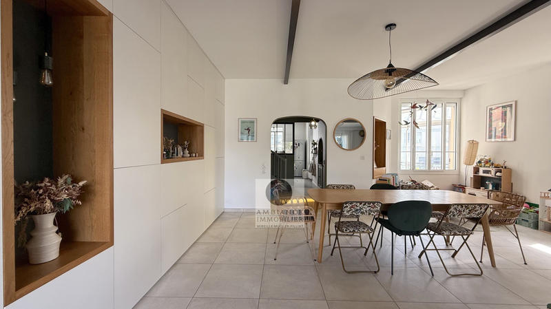 Maison - 164 m² - 6 pièces