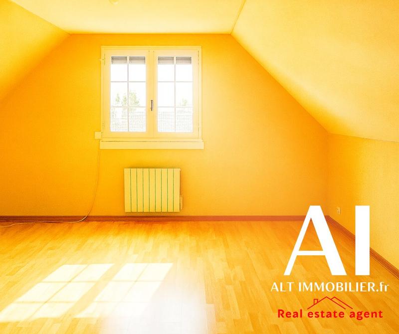 Maison - 140 m² - 8 pièces