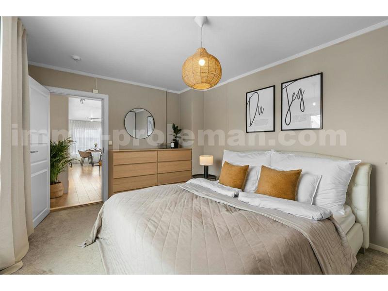 Appartement - 98 m² - 5 pièces