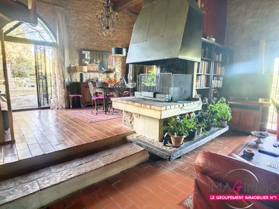 Maison en pierre - 150 m² - 5 pièces