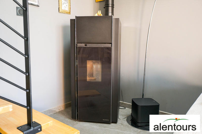 Maison - 92 m² - 5 pièces