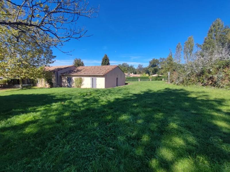 Longère - 380 m² - 13 pièces