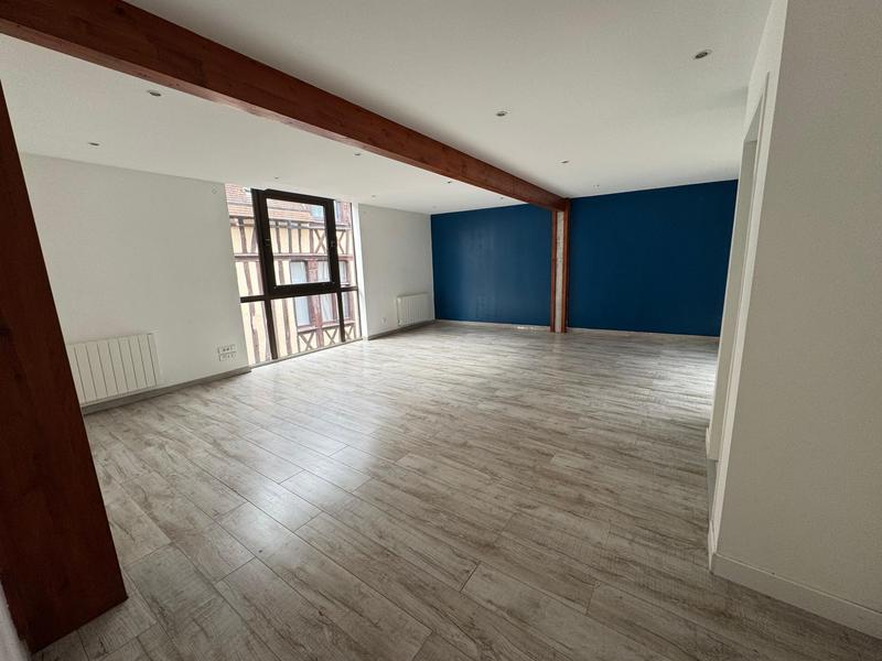 Appartement - 280 m² - 11 pièces