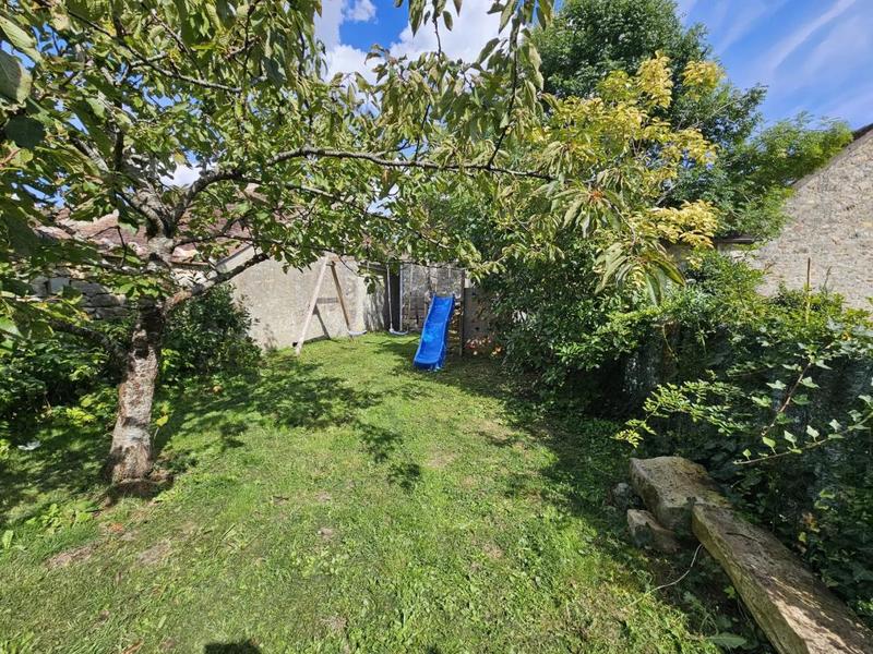 Maison de village - 180 m² - 9 pièces