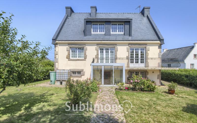 Maison traditionnelle - 170 m² - 6 pièces