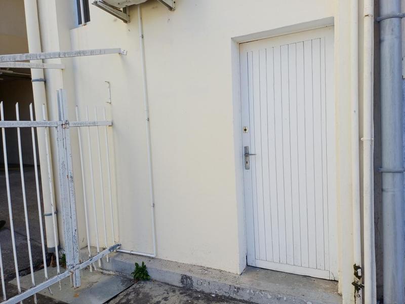 Local commercial - 123 m² - 3 pièces