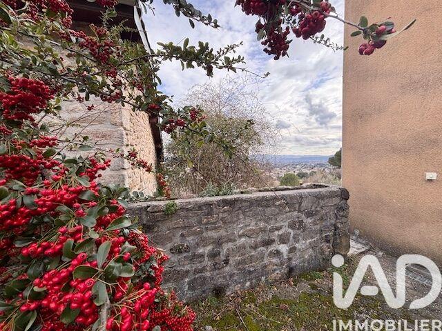 Maison - 111 m² - 5 pièces