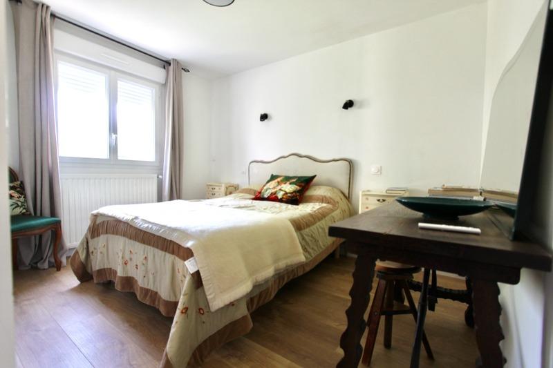 Maison - 175 m² - 9 pièces