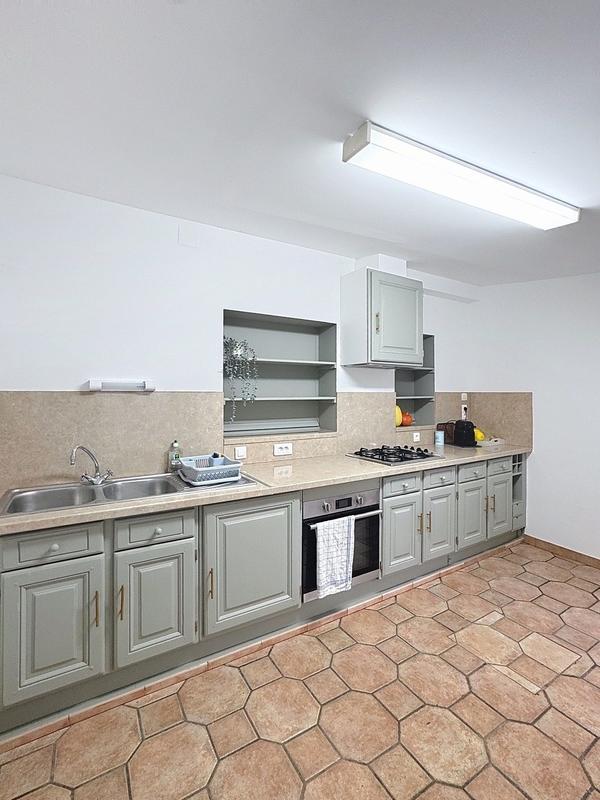 Maison - 94 m² - 6 pièces