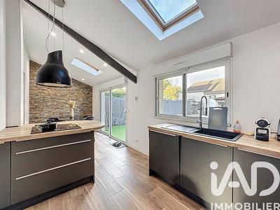 Maison - 96 m² - 5 pièces