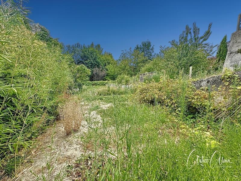 Terrain constructible - 367 m²