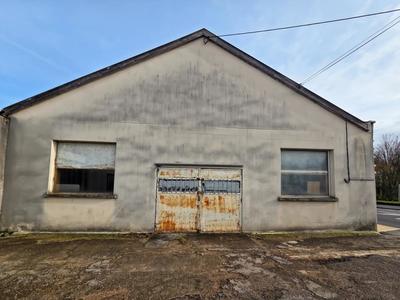 Maison - 200 m² - 1 pièce