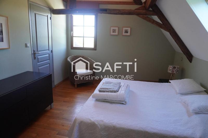 Maison - 560 m² - 17 pièces