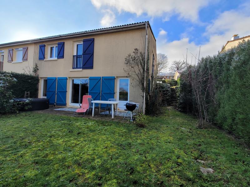 Maison - 114 m² - 6 pièces