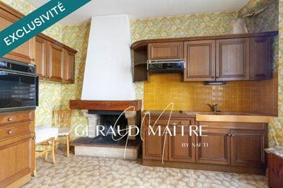 Maison - 101 m² - 8 pièces