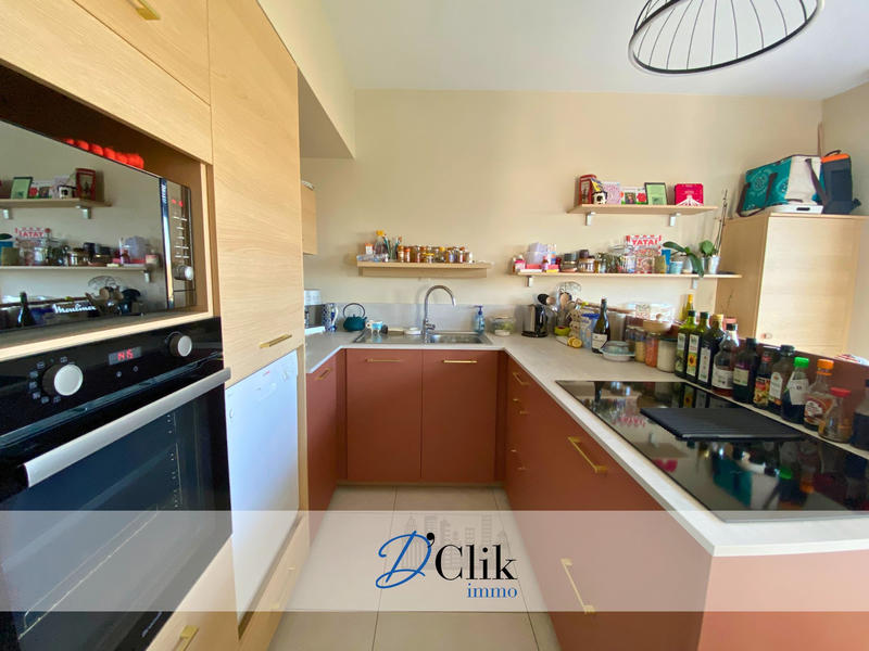 Maison - 144 m² - 5 pièces