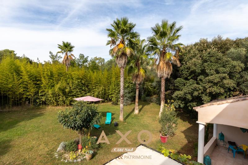 Propriété - 164 m² - 6 pièces