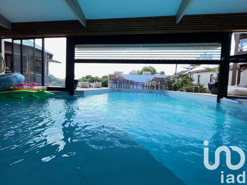 Maison de maîtres - 300 m² - 7 pièces