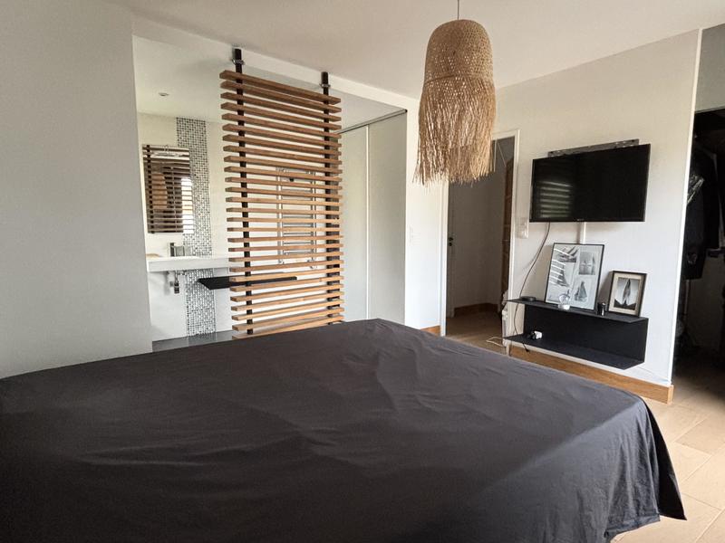 Maison - 200 m² - 7 pièces