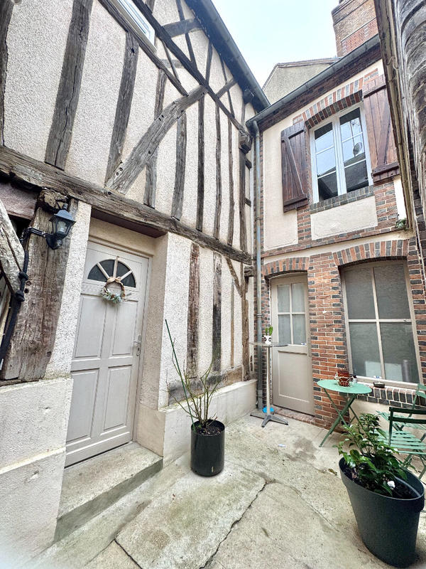 Immeuble - 5 pièces