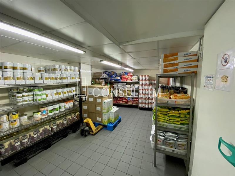 Local commercial - 426 m²