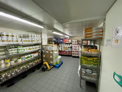 Local commercial - 426 m²