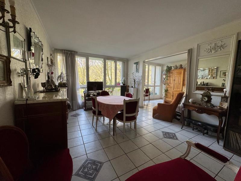 Appartement - 76 m² - 4 pièces
