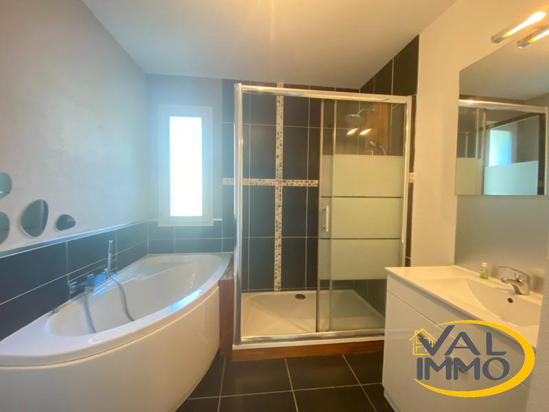 Appartement - 93 m² - 4 pièces