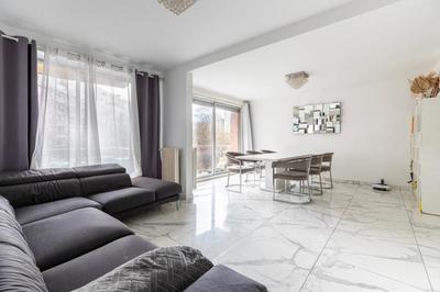 Appartement - 94 m² - 4 pièces