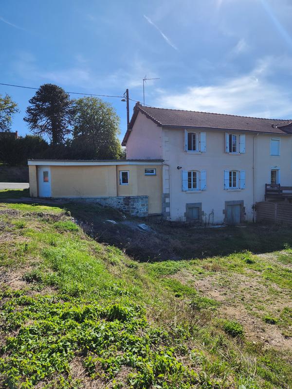 Maison - 163 m² - 9 pièces