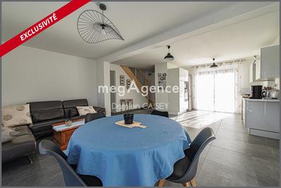 Maison - 124 m² - 6 pièces
