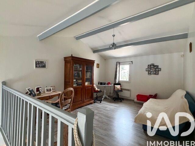 Maison - 104 m² - 4 pièces