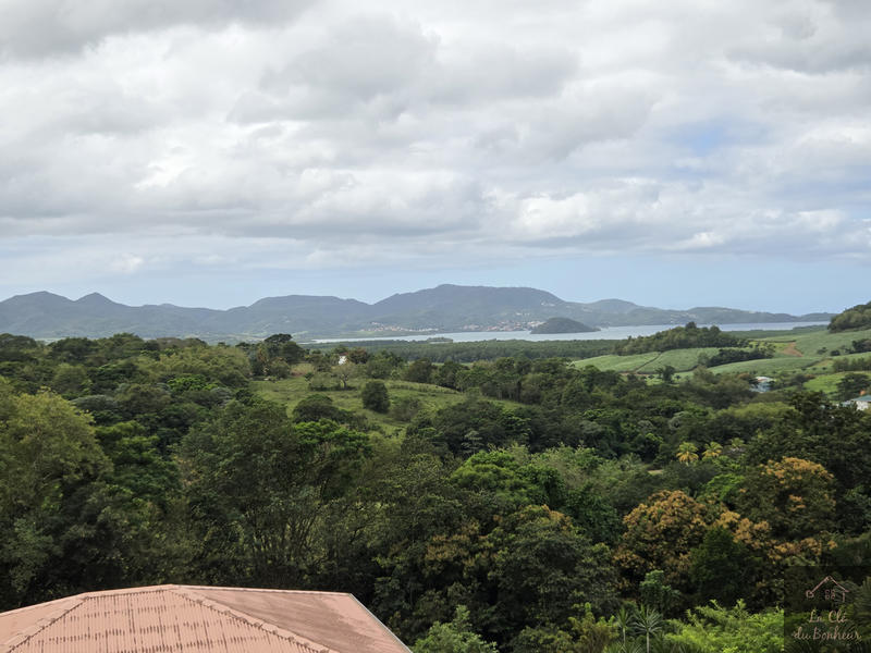 Appartement - 86 m² - 4 pièces