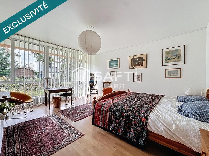 Appartement - 100 m² - 5 pièces